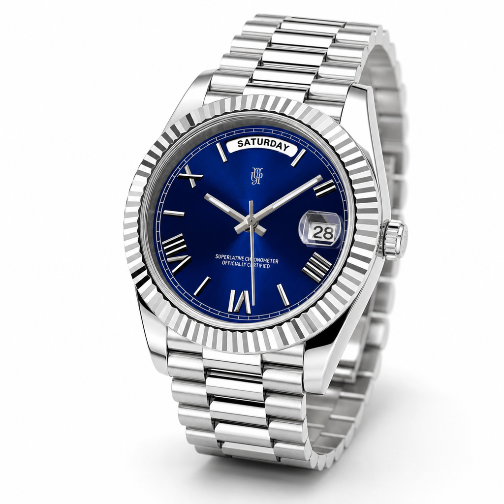 Daylux Roman Blue – ročno sestavljena ura, studijski posnetek